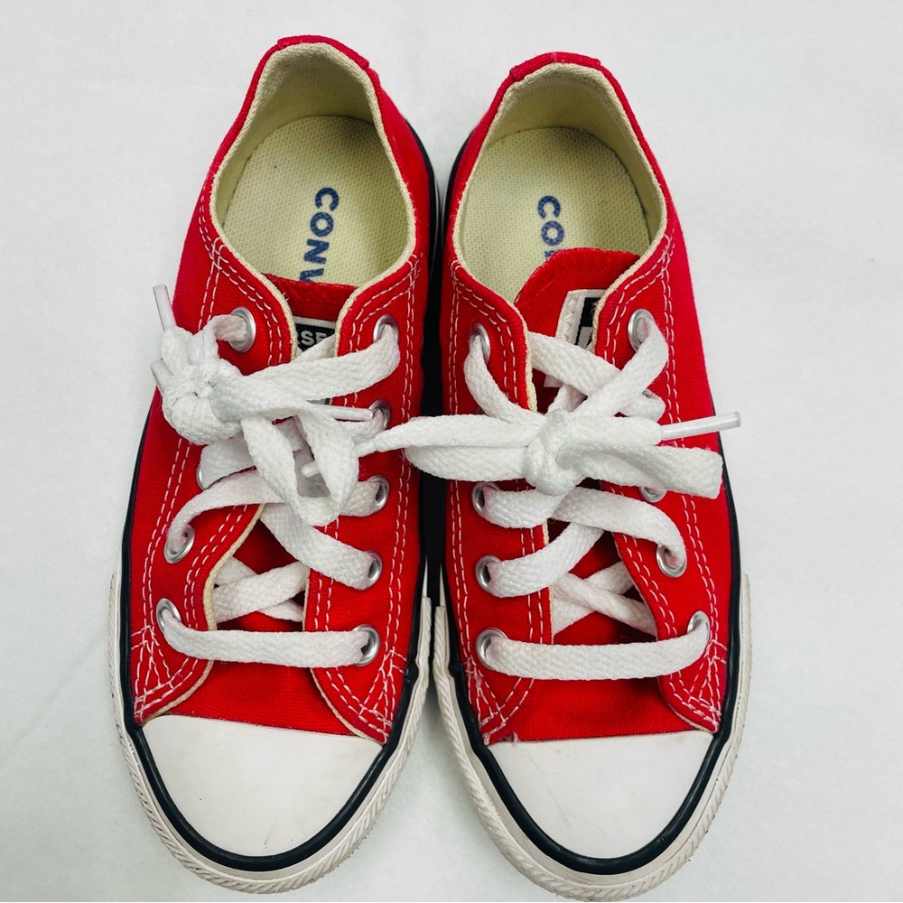 Converse Chuck Taylor All Star Red size 10.5